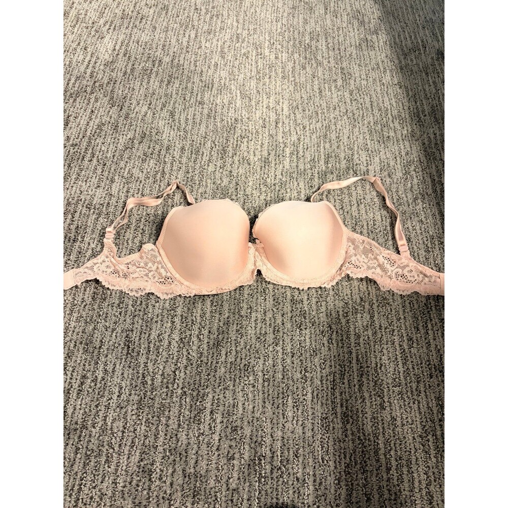 Victoria’s Secret dream angels lined demi lace 32DD bra